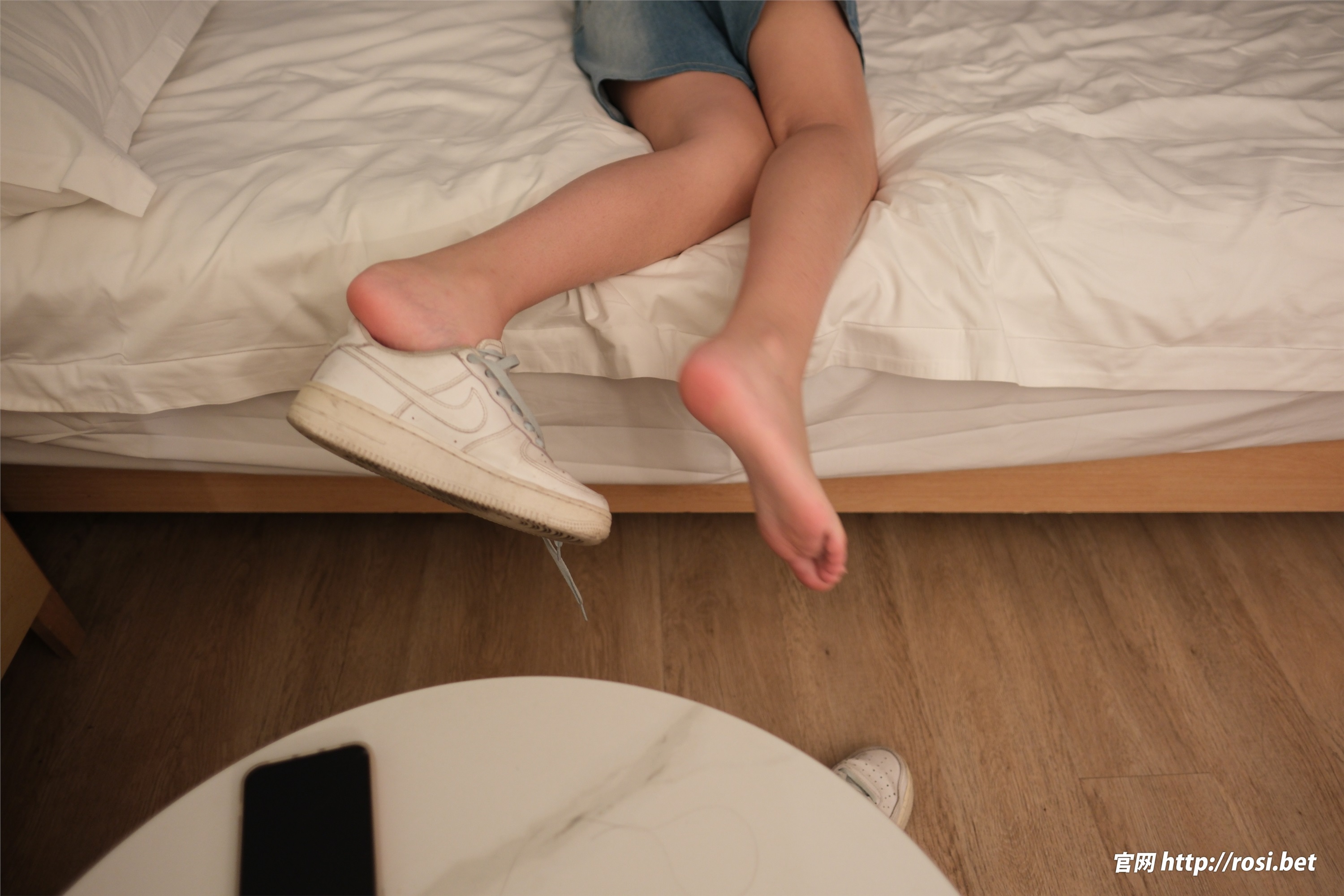 ROSI写真 2024.10.21 NO.4704